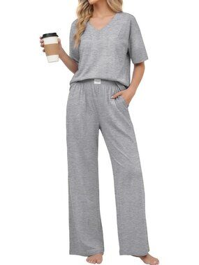 Women's Light Grey Cotton Short Sleeve Sleepwear Pant Pockets Pajama Set